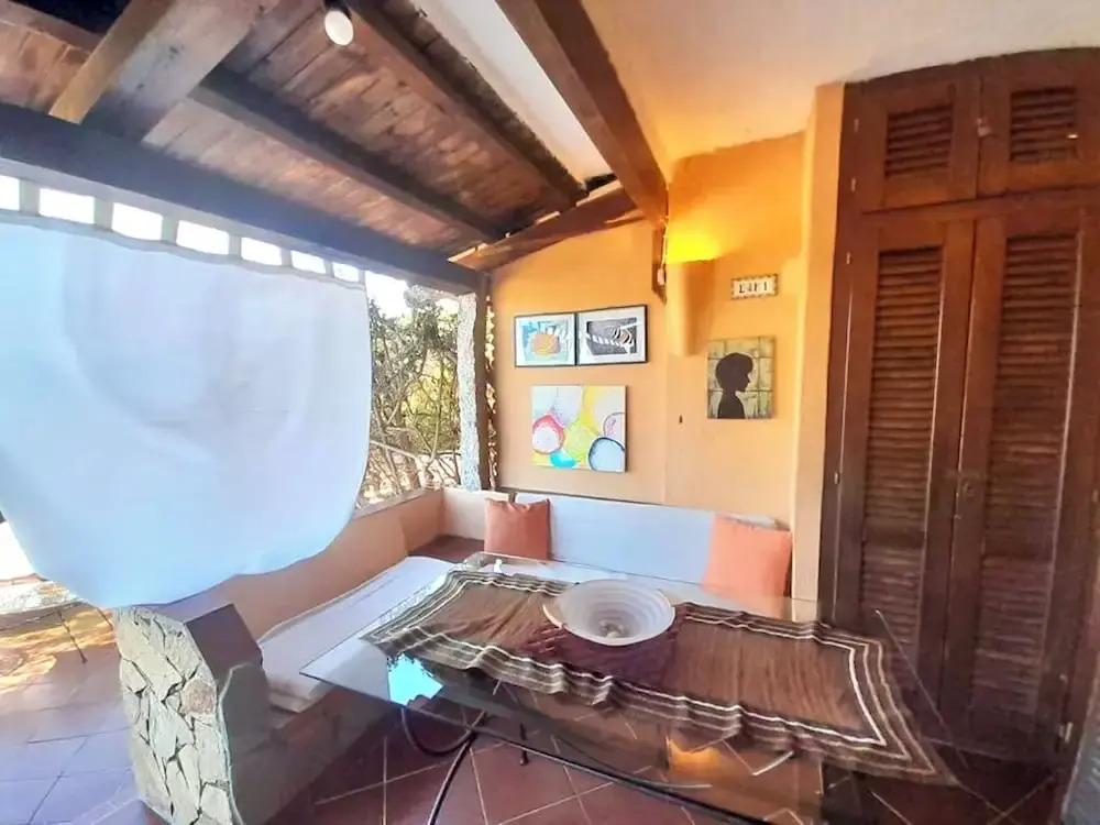 Residence in Marinella just 300 mt from the sea