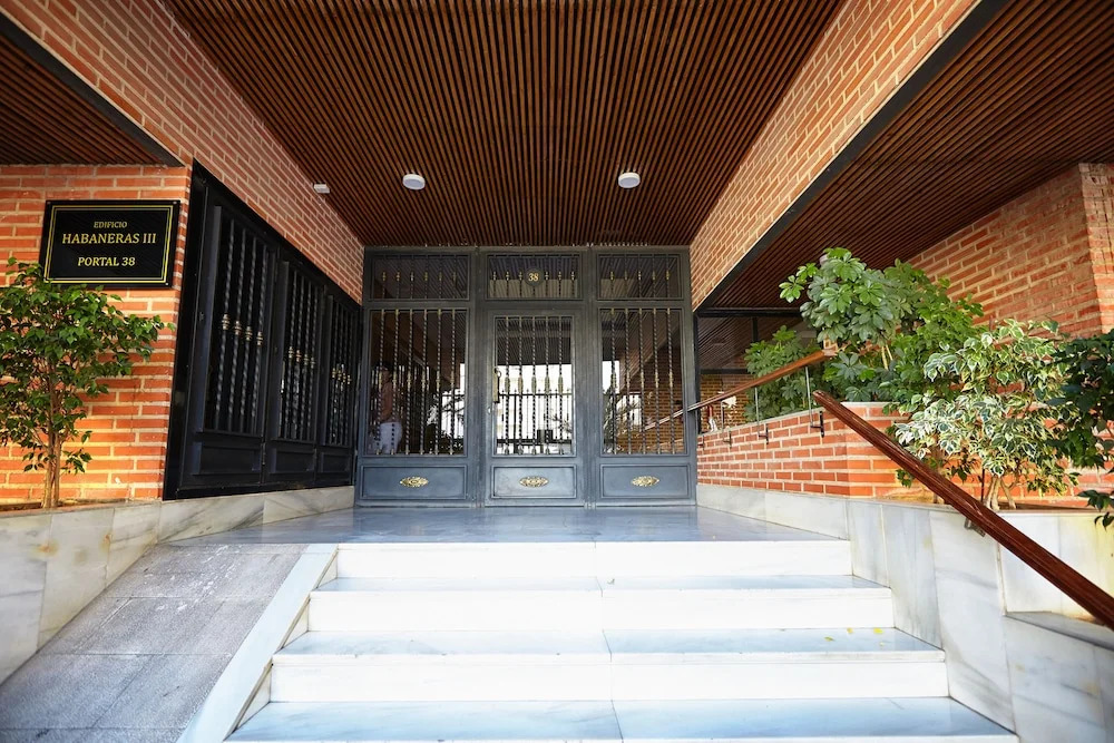 Estudio Habaneras - LMT Holiday
