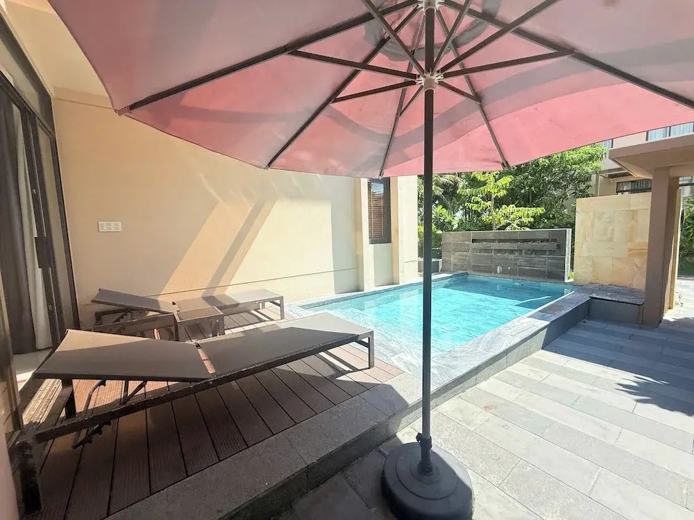 Deluxe Villa Beach Front