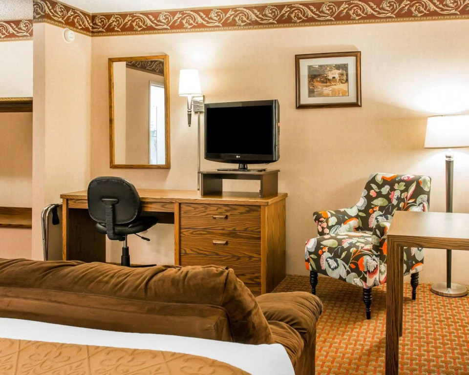 Quality Inn Saint Ignace I-75