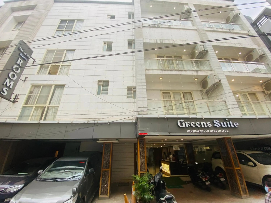 Greens Suite - Business Class Hotel - Opposite Ripon Building