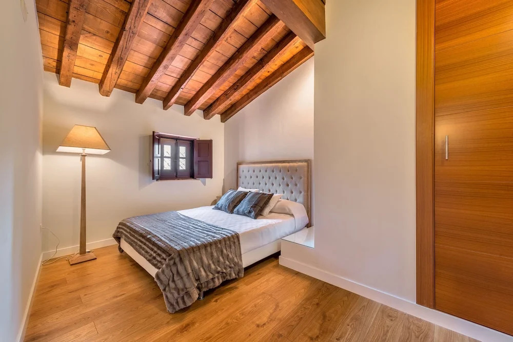 Apartamentos Santa Fe by Toledo AP