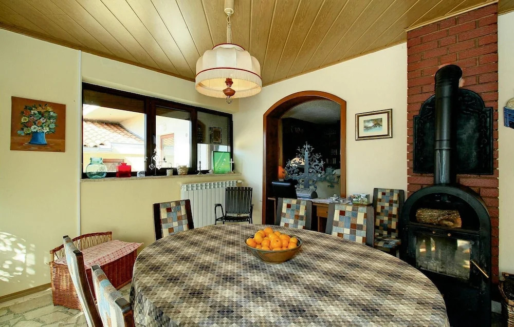 Awesome Home in Porec With Wifi and 3 Bedrooms