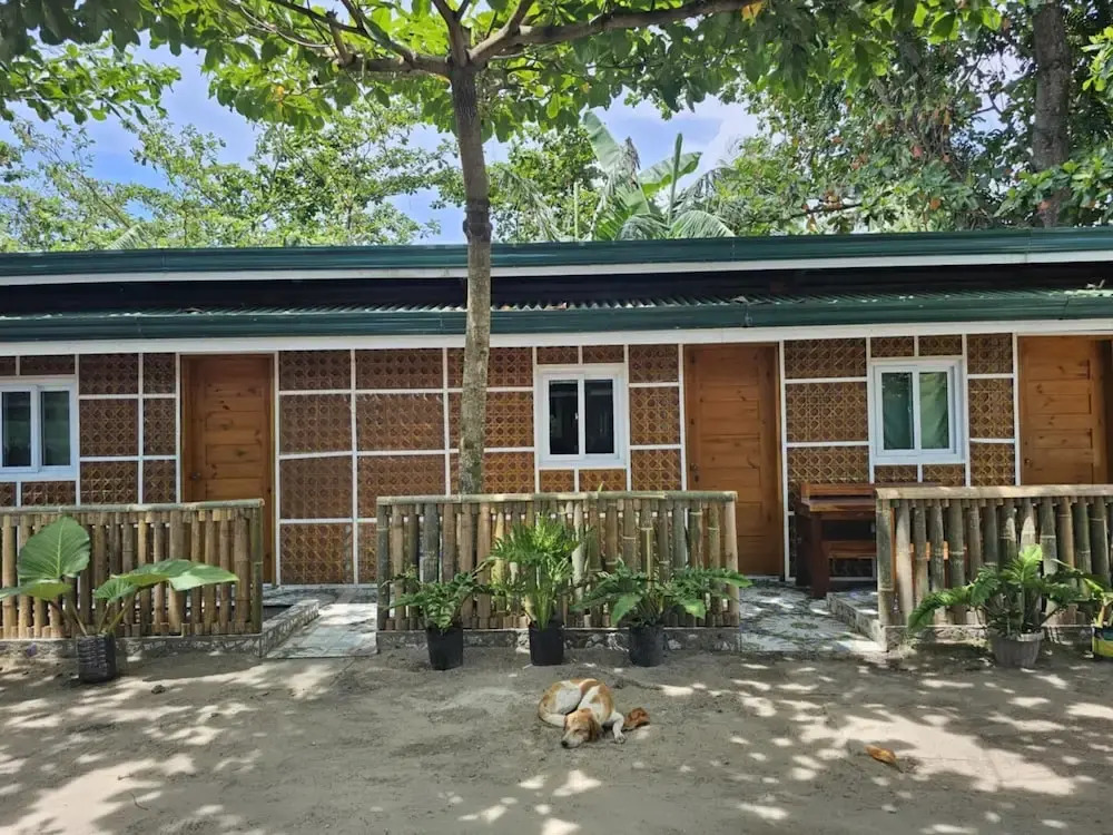 Tambayan Rooms and Cottages by SMS Hospitality