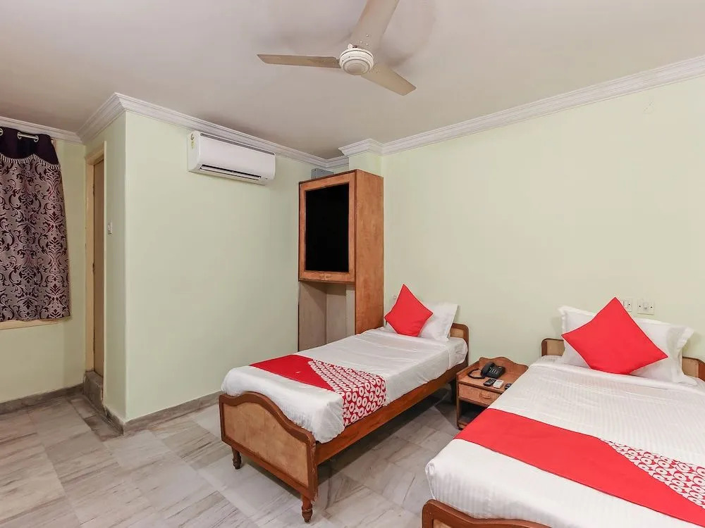 OYO 23191 Flagship Hotel Raj Madan Ameerpet