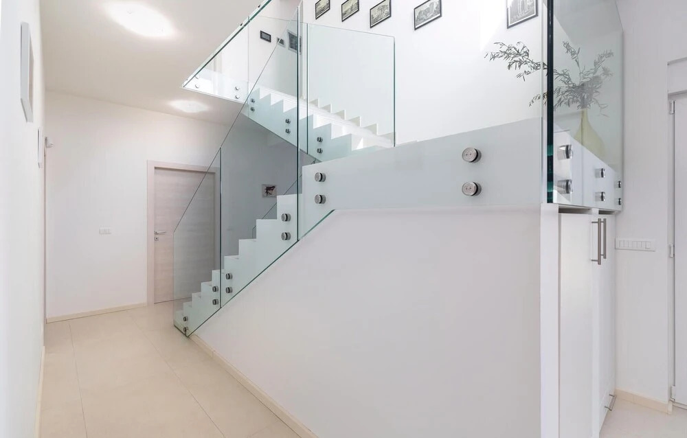 Stunning Home in Kujici With Sauna, Wifi and 5 Bedrooms