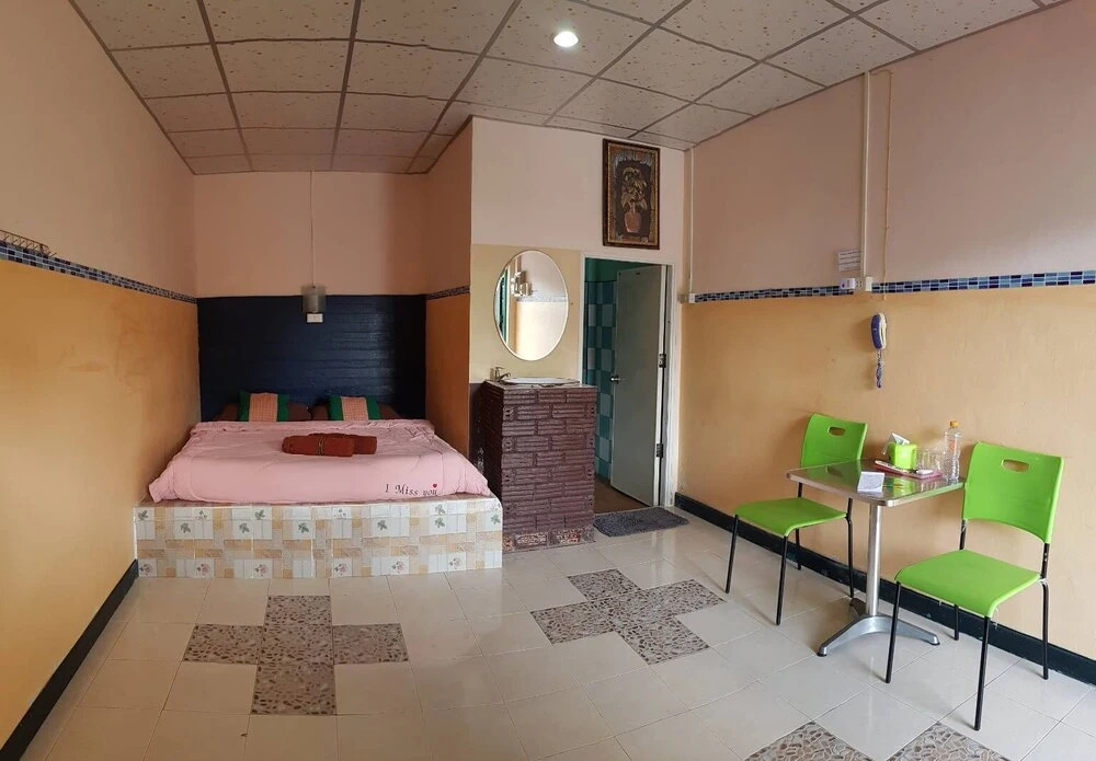 Ingpha Room For Rent