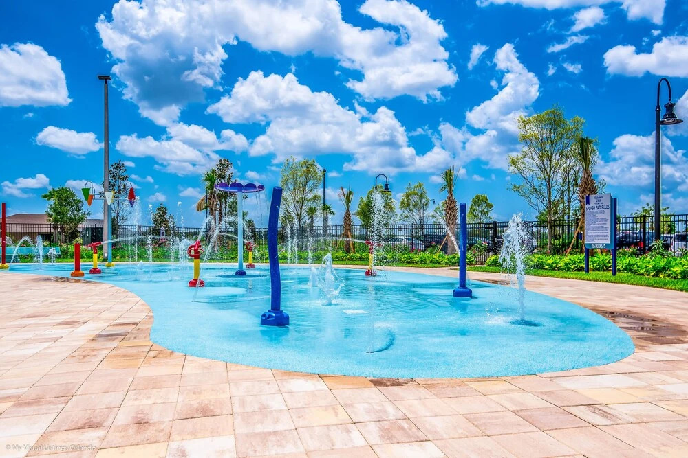 Storey Lake Resort Getaway! Free Water Park!