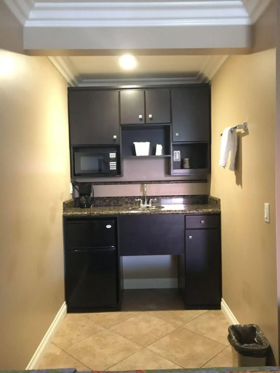 Garden Inn and Suites Glendora