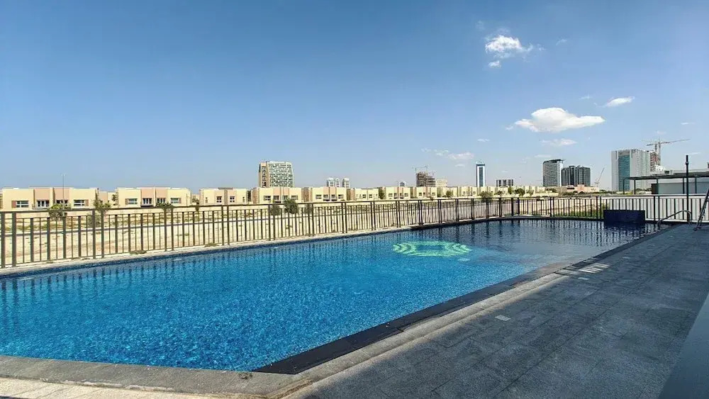 TOP Location | Work and Chill near Miracle Garden