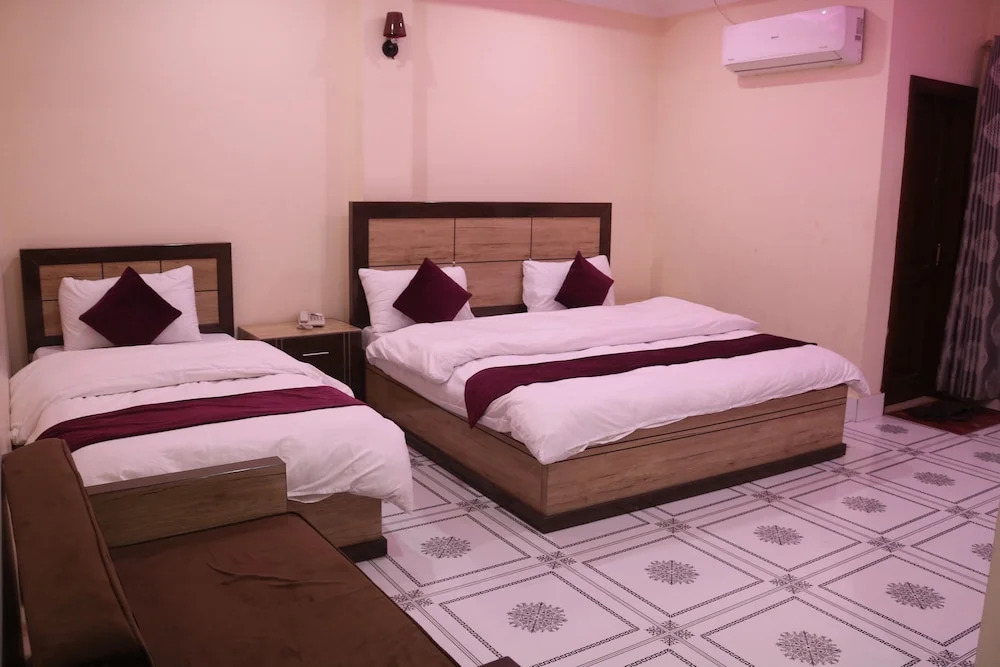 Happyland Hotel Fizagat