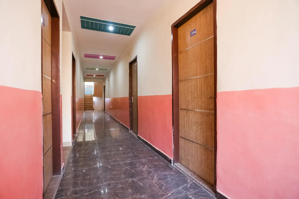 SPOT ON 75845 Maa Sheetla Guest House