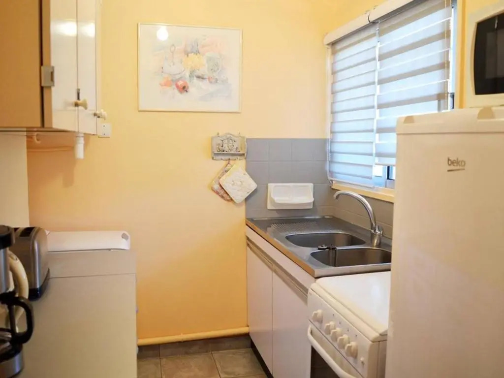 Appartement Le Lavandou, 1 pièce, 4 personnes - FR-1-251-299