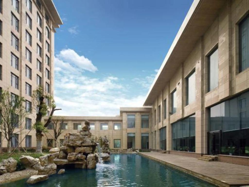 Zhongling International Hotel