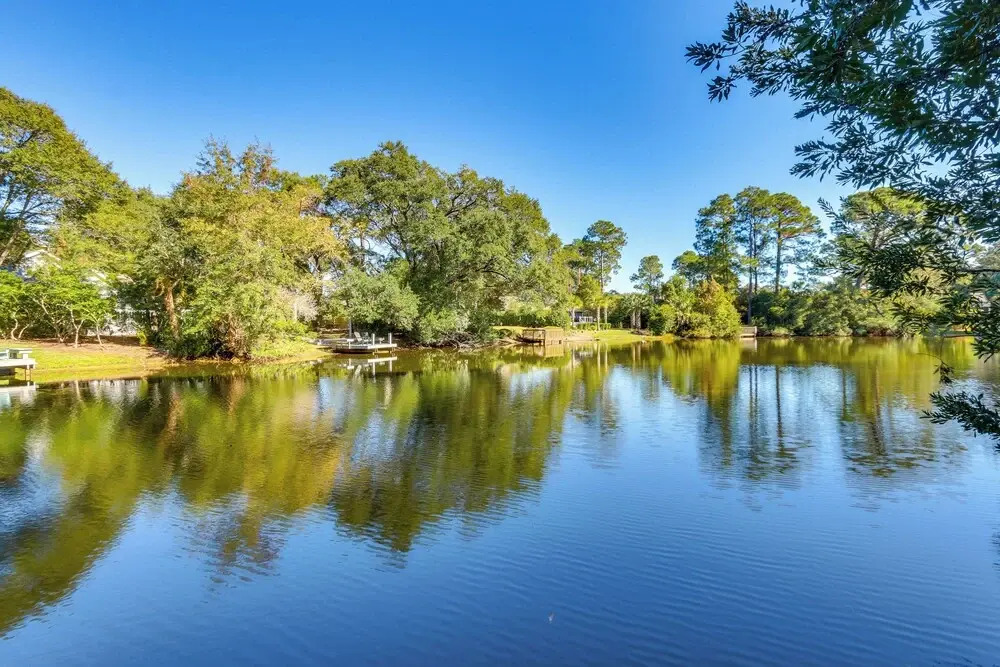 Charming Lakefront Retreat in Palmetto Dunes!