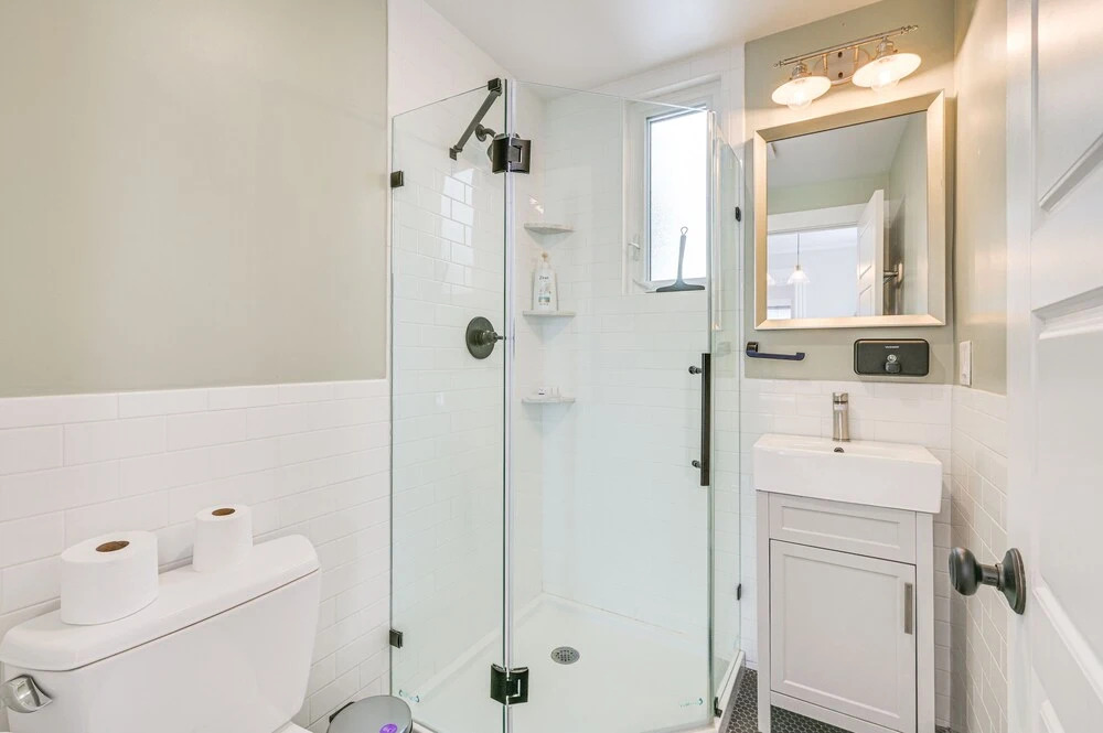 Bright & Pet-friendly Home: 2 Mi to Harvard Square