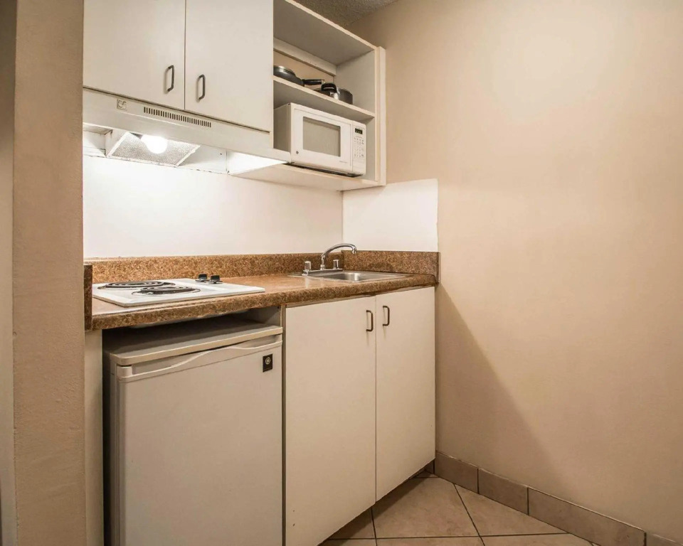 Tampa Bay Extended Stay - Airport