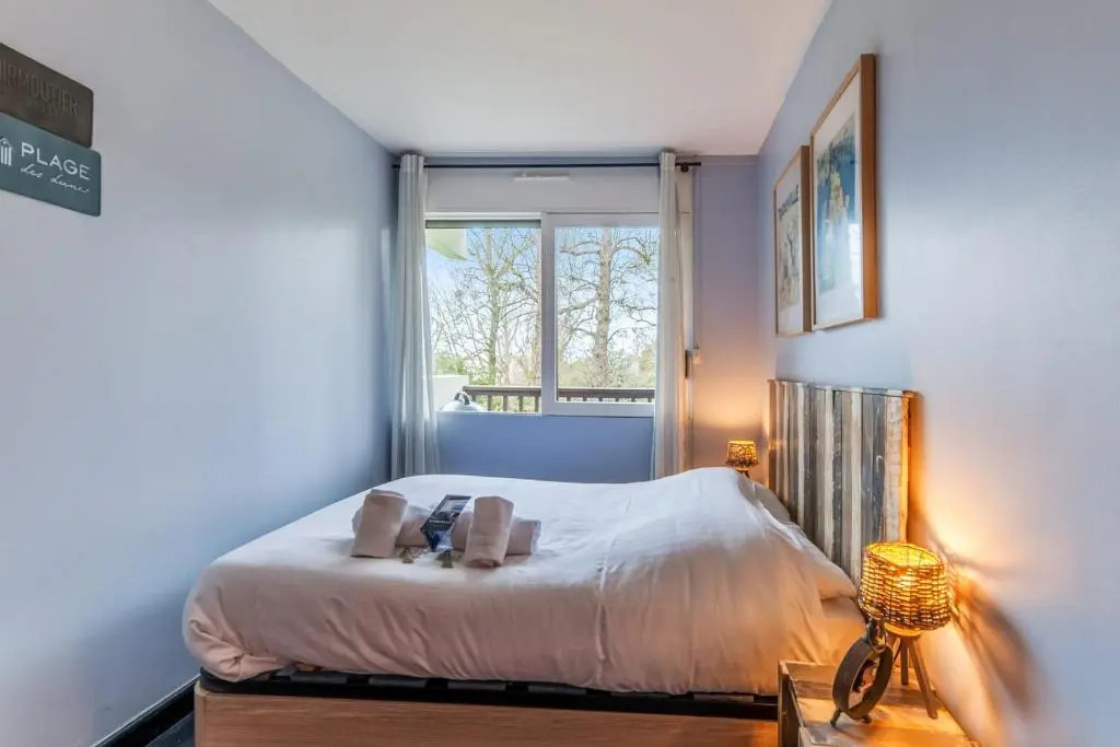 Charming 1br with balcony & pool nearby Trouville-sur-Mer station - Welkeys