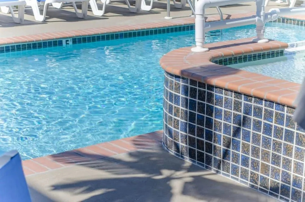 Crystal Beach Motor Inn