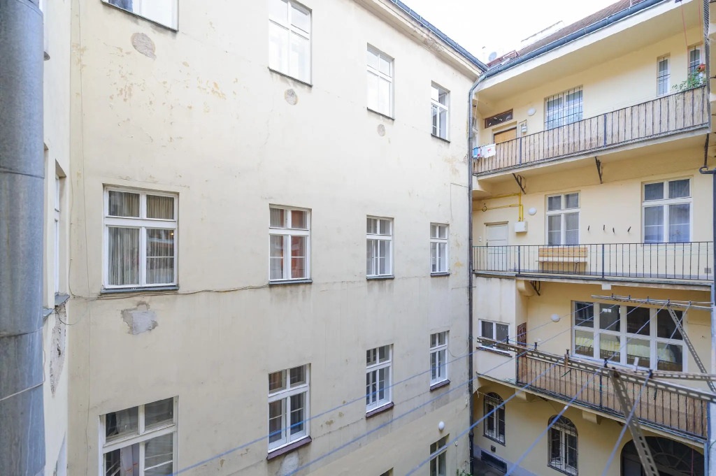 Pinkova Apartments