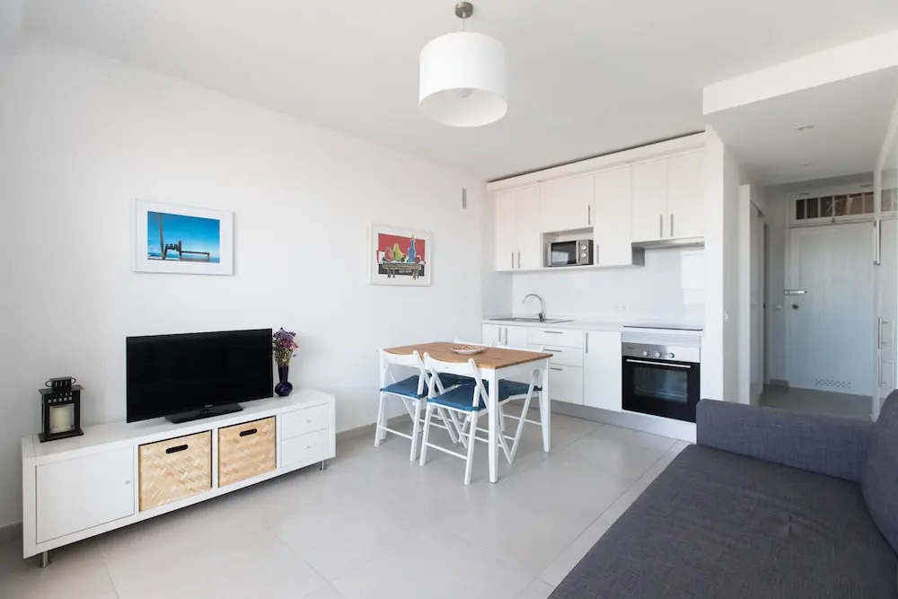 Tenerife South Shore Apartament, Coastal Lifestyle