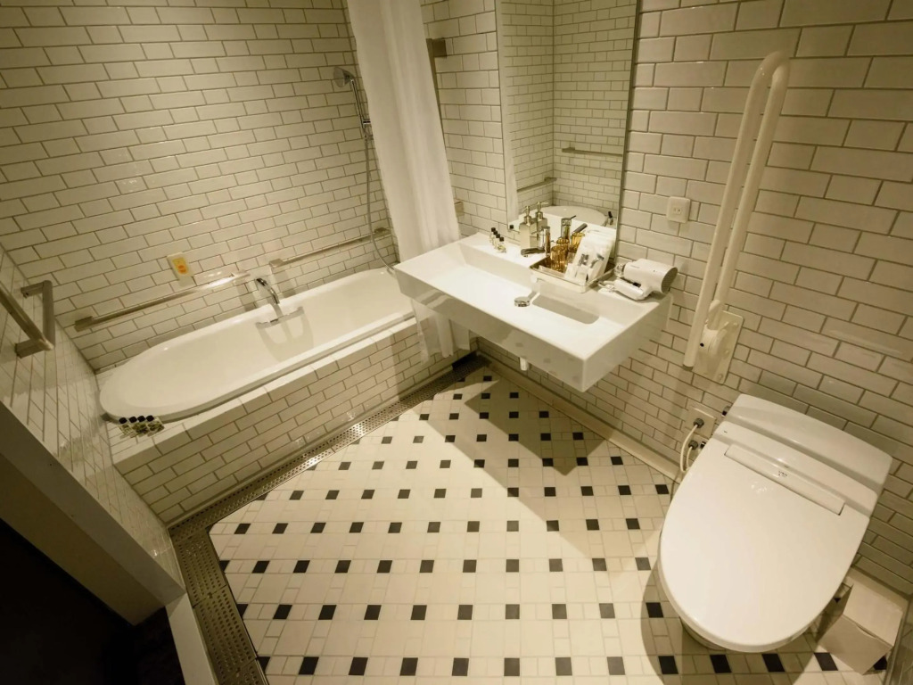 Ebisuholic Hotel