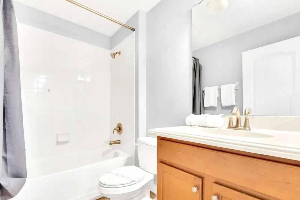 5BR Home w Netflix Private Pool - Near Disney