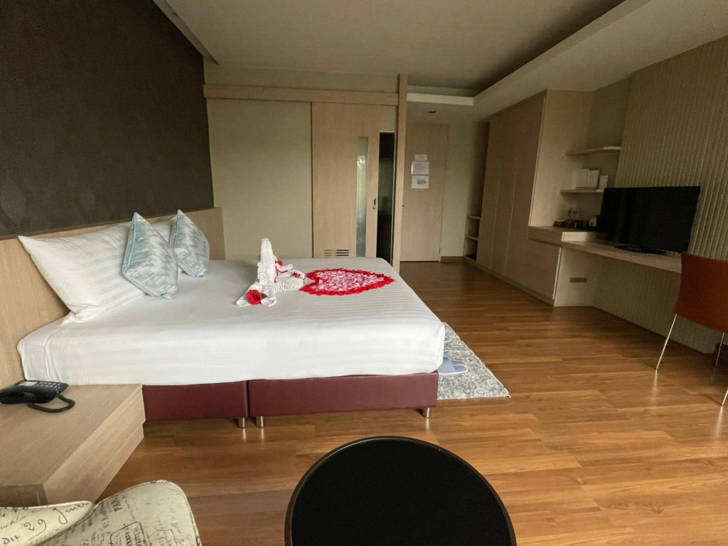 Tonaoi Grand Hotel