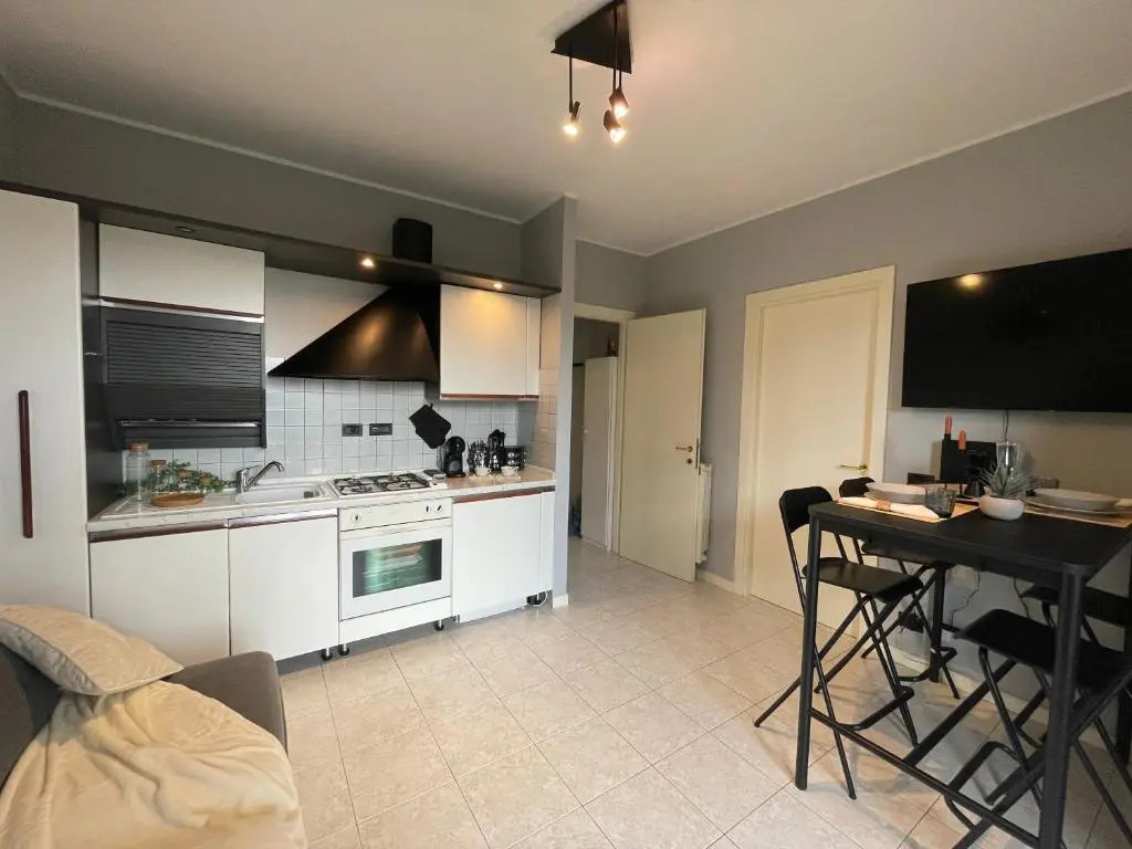 2 locali a 600 metri dal Mare con Wi-Fi & Free Parking