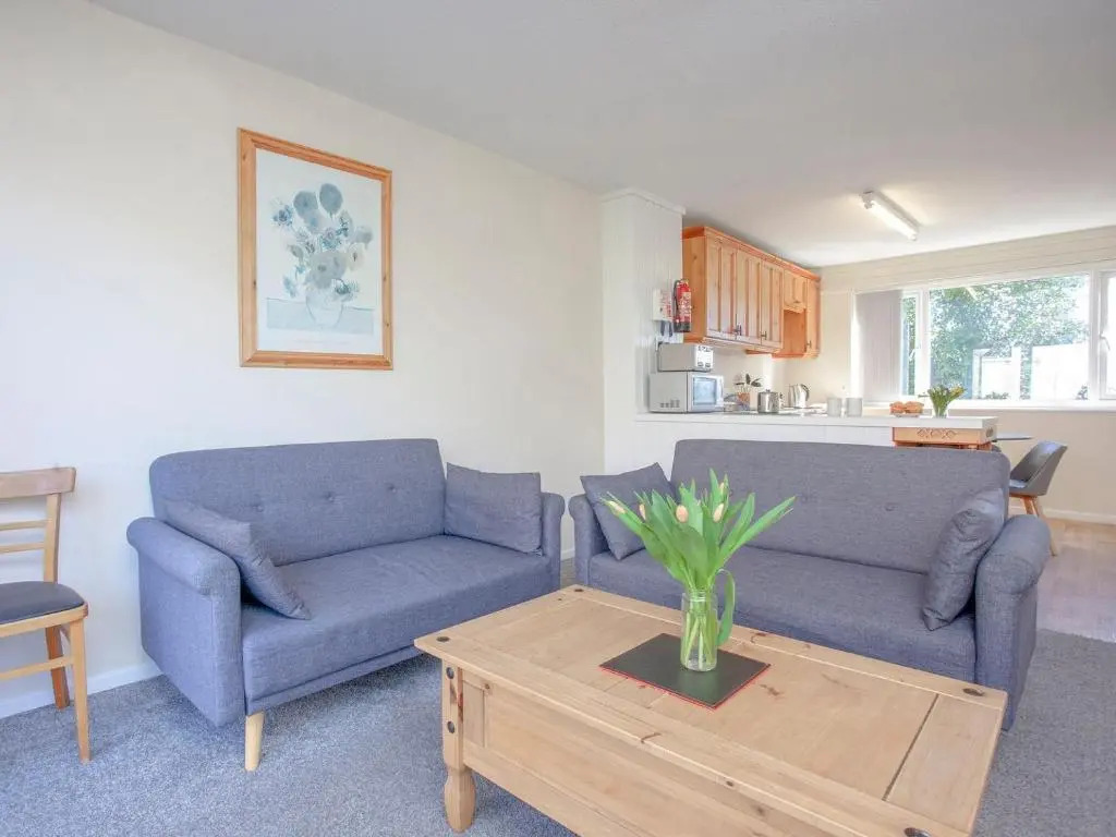 117 Atlantic Reach-Uk32918