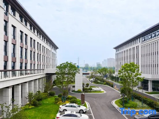 Aibin · Chengfa Business Hotel