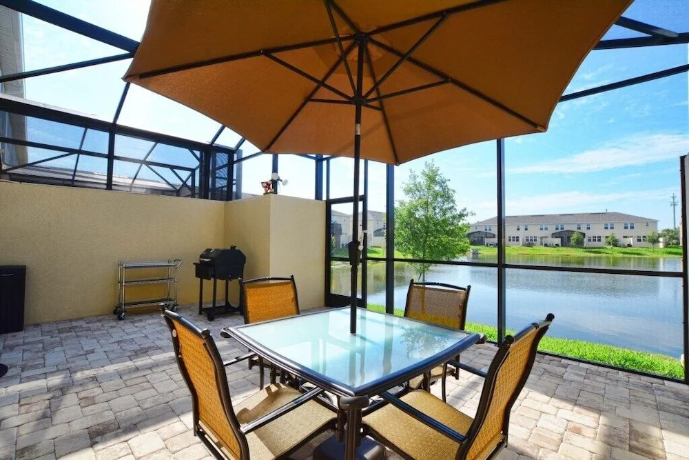 Compass Bay- 4 Bedroom Townhome- 1950cy Townhouse