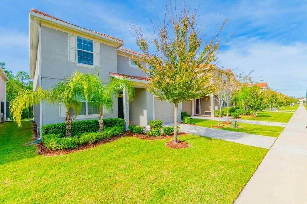 Paradise Palm 5 Bedroom Home