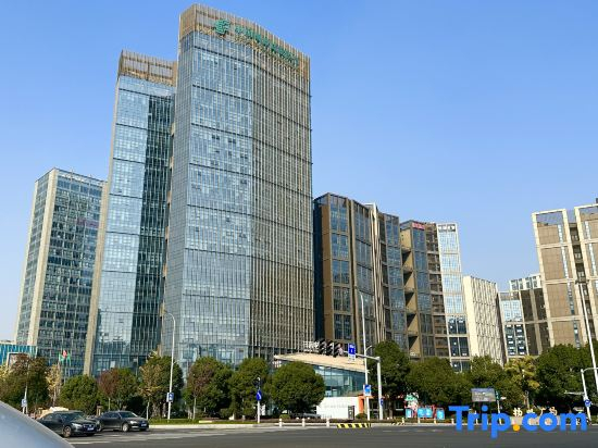 Qinglan Audio-visual Apartment (Ningbo International Convention Center Yangfan Plaza)