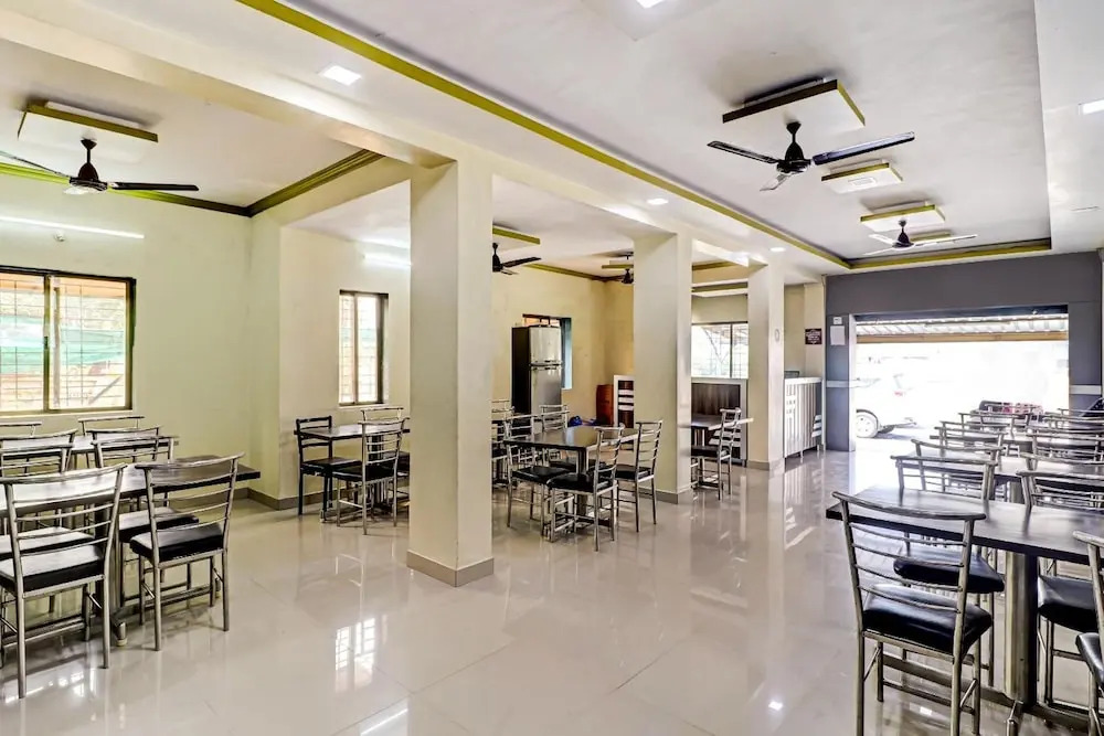 Hotel Seven Hills