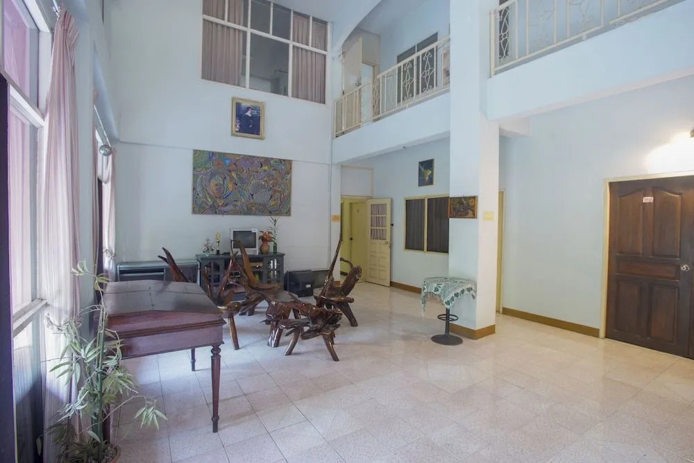 OYO 75357 Thipsiri Home