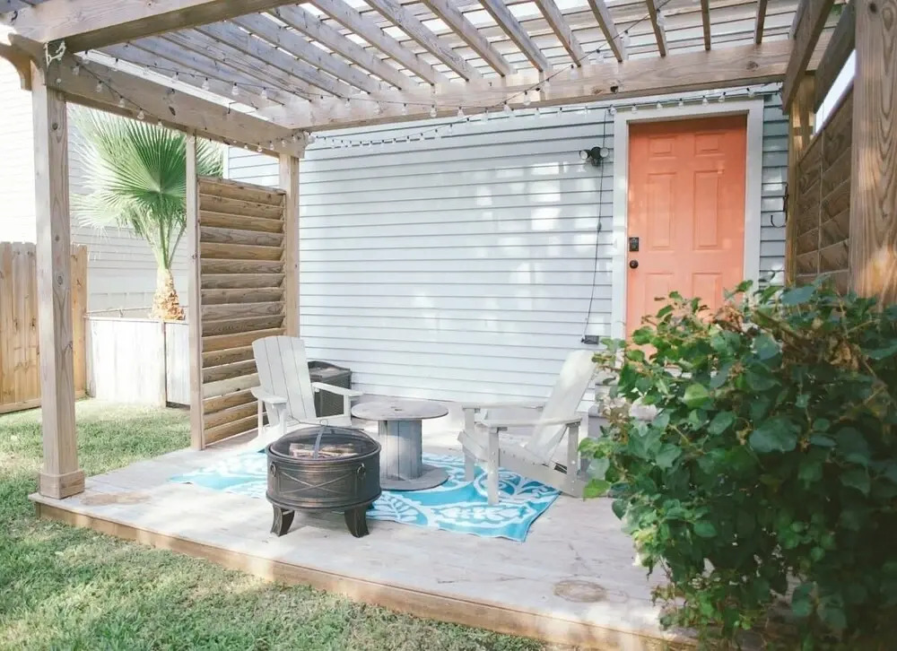 The Knotty Mermaid 2br Home In Galveston 2 Bedroom Home by RedAwning