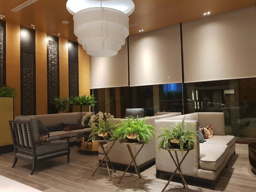 Luxury Corner Room