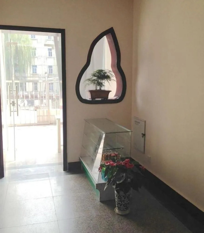 Qinyuan Hostel