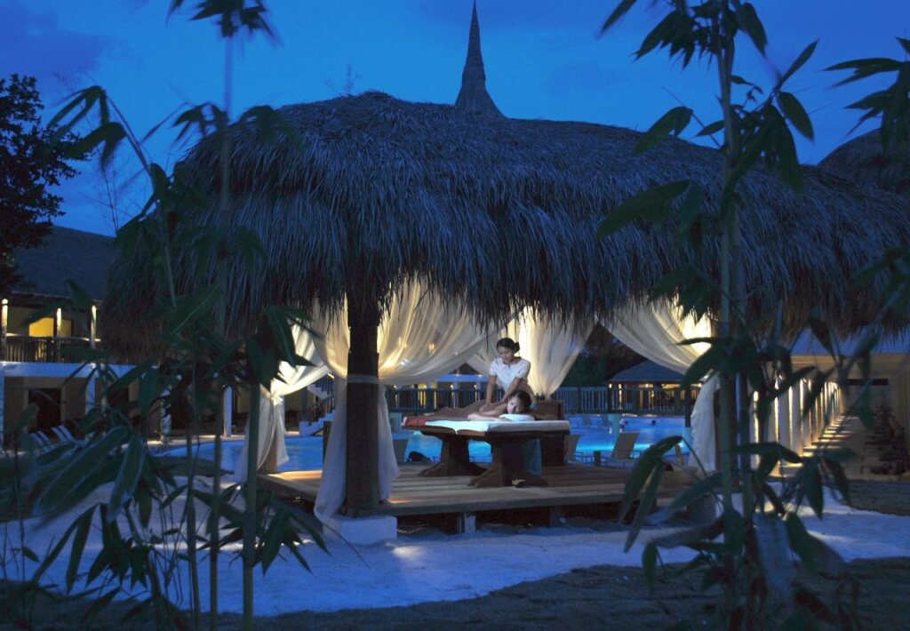 Bluewater Panglao Beach Resort