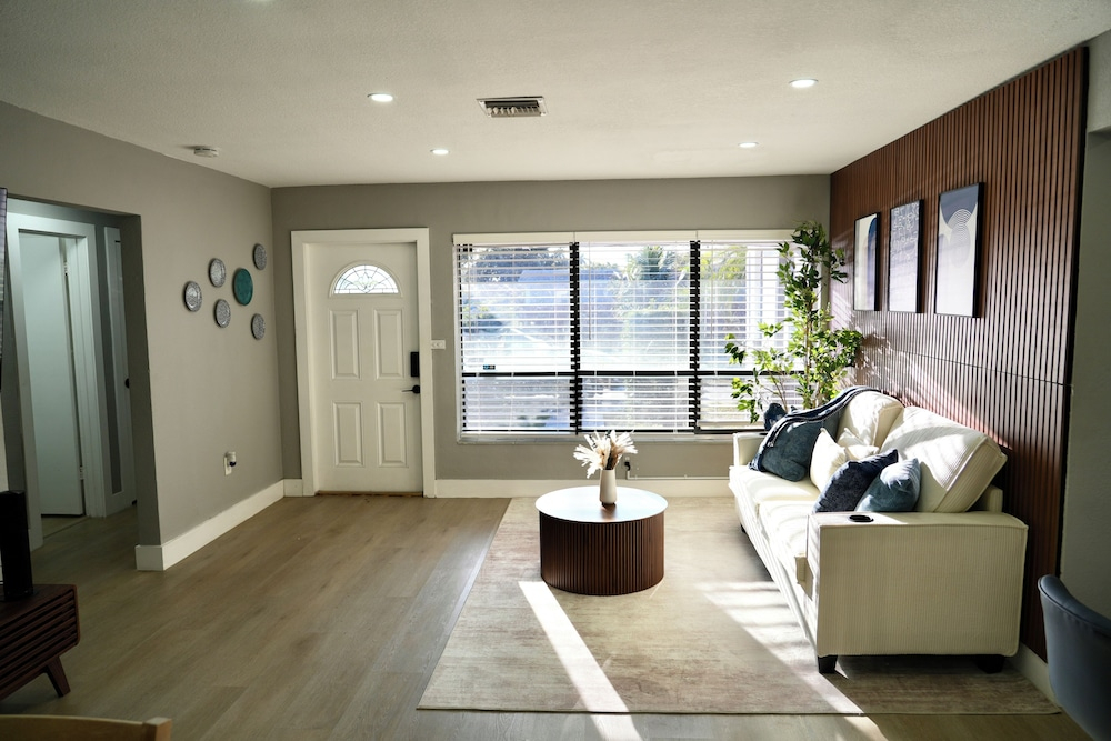 Hollywood 3801