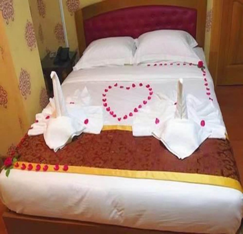 C & Y Hotel