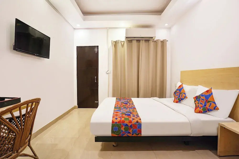 Via Prime Inn