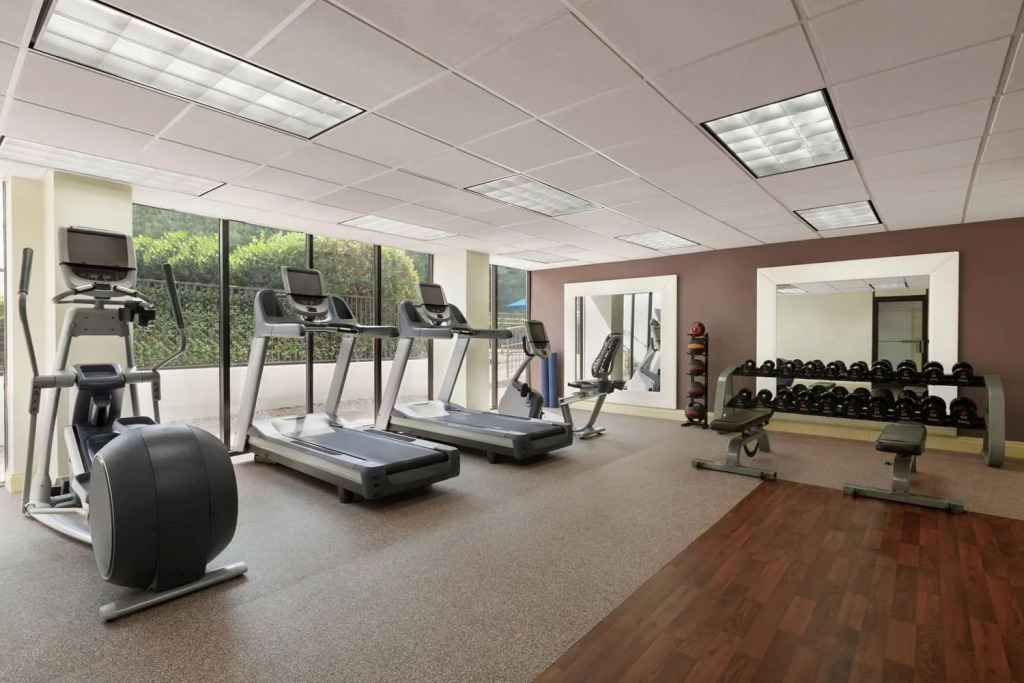 DoubleTree by Hilton South Charlotte Tyvola