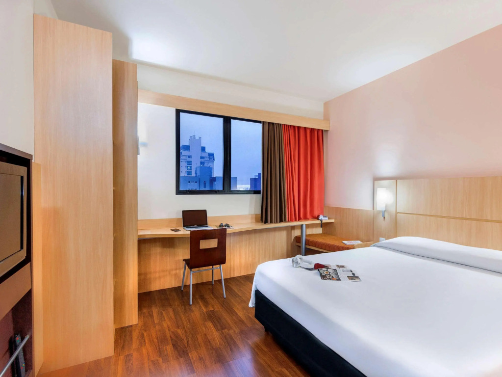 ibis Curitiba Shopping
