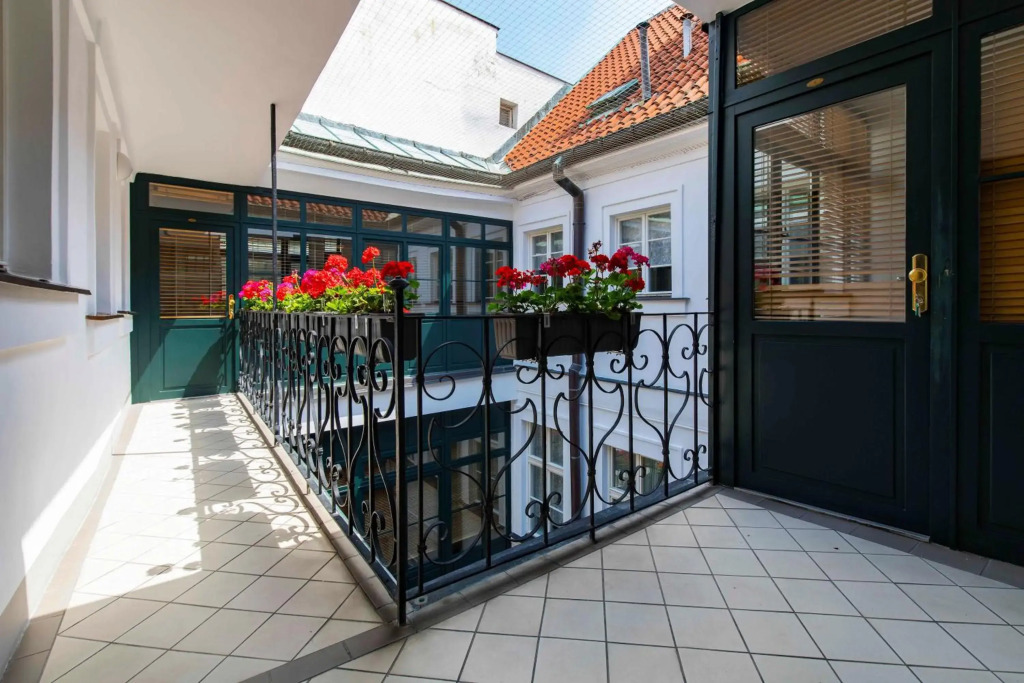 Royal Route Residence