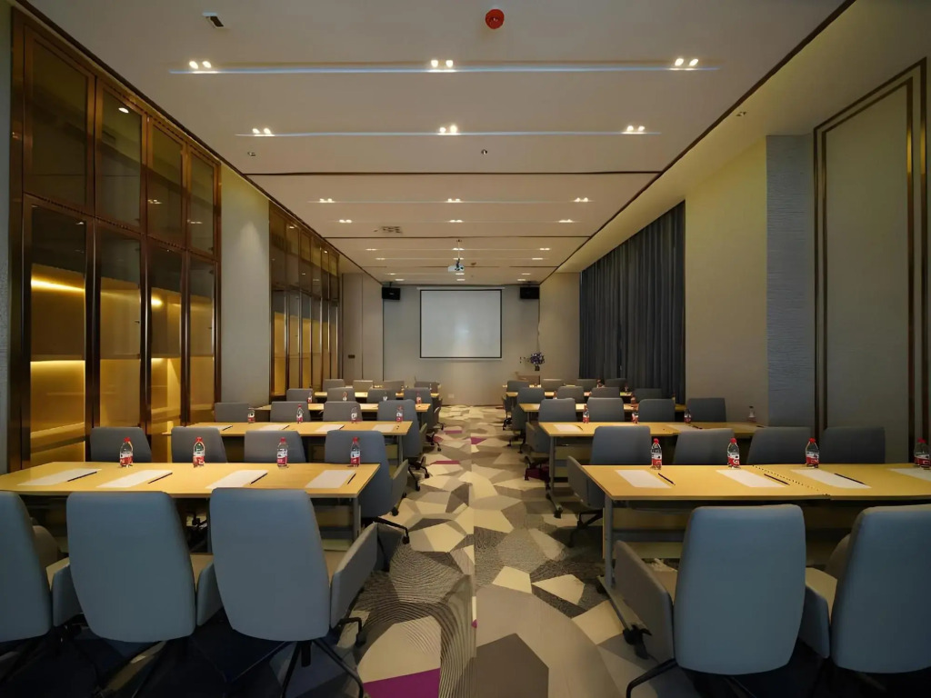 Lavande Hotel (Anshan City Center)