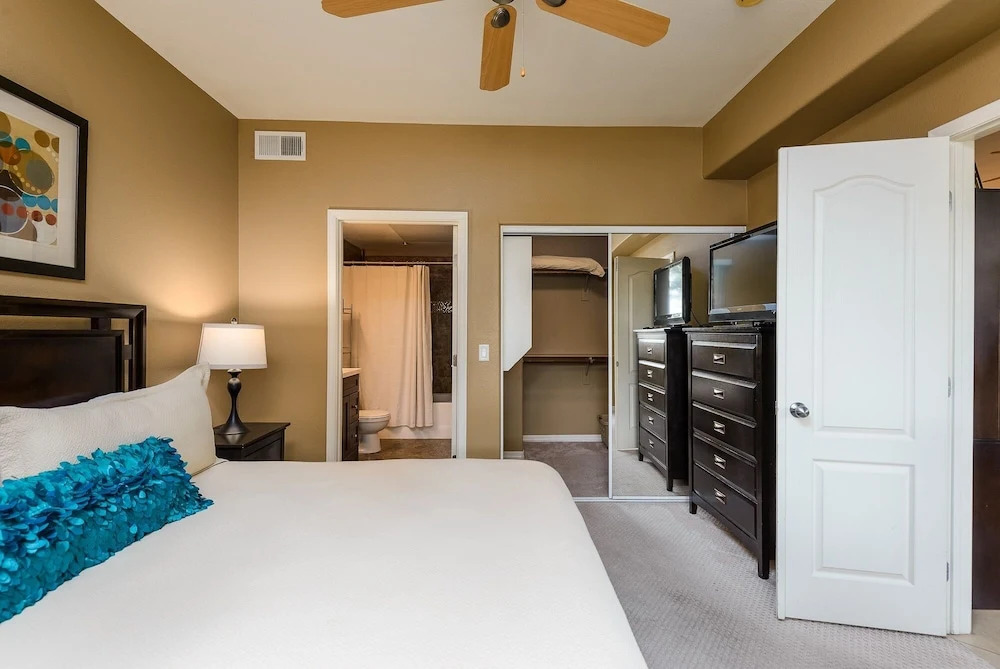 Scottsdale 2 Bedroom Condo by RedAwning