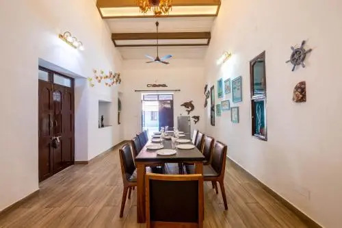 Private pool villa close to beach