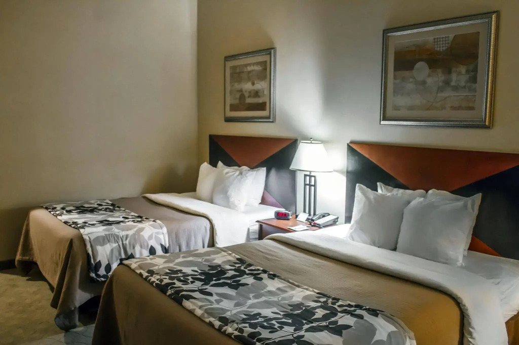 Sleep Inn & Suites Redmond